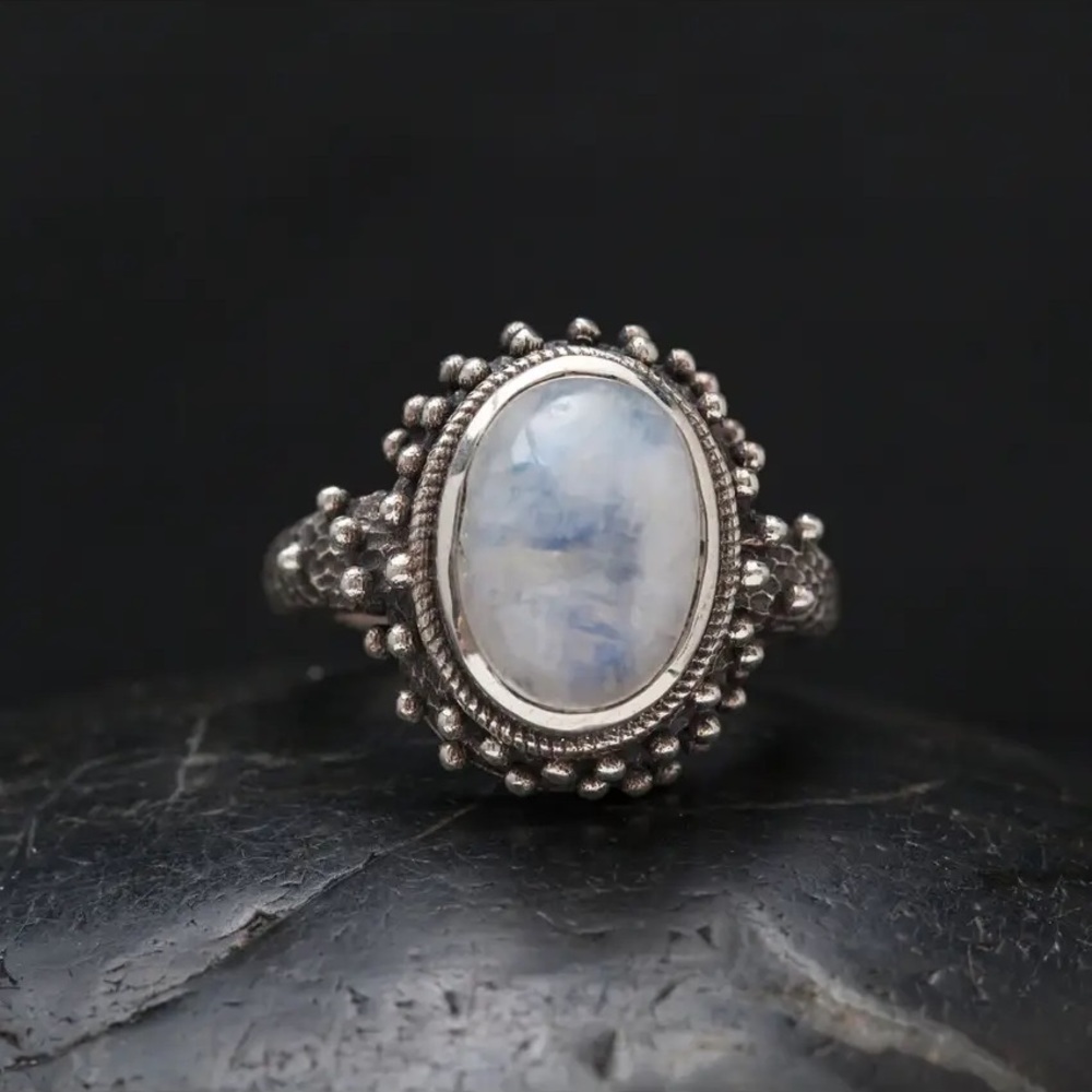 Sterling Silver Moonstone Ring